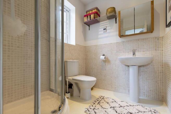 En-suite Shower