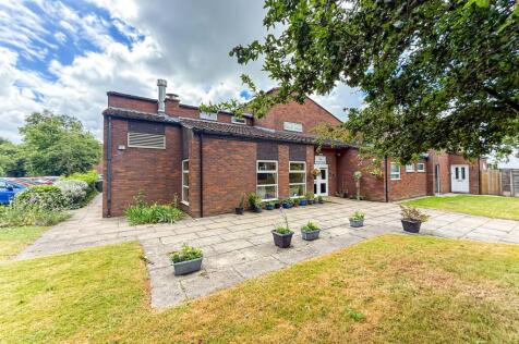 Moorside Road, Flixton, Manchester, M41