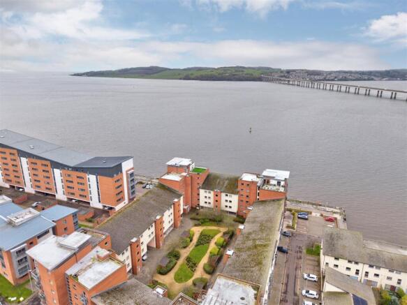 30 Marine Parade Dundee-15.jpg