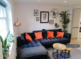 Flat A, 30, Holly Grove, London SE15 5DF