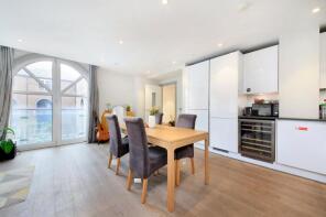 Flat 5, Ivory House, Clove Hitch Quay, London SW11 3FA