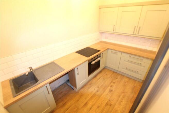 2 bed Terraced for sale Image 6