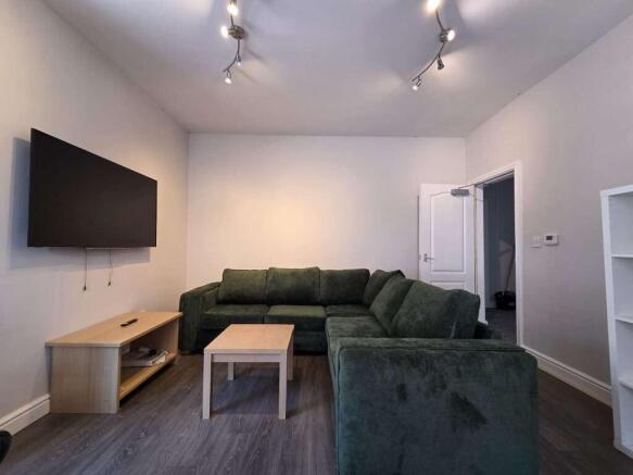 9_Harcourt_Crescent