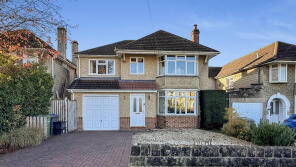 16, Bellefield Crescent, Trowbridge BA14 8SR