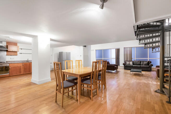 Michael Charles-Flat 8 Gowers Walk-14