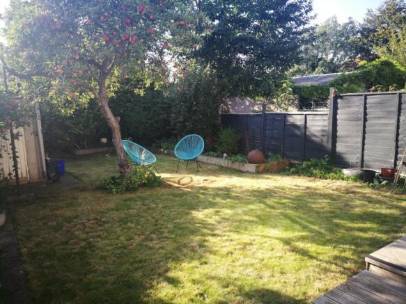 Photo 10