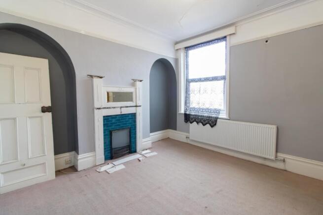 3 bed Terraced for sale Image 7