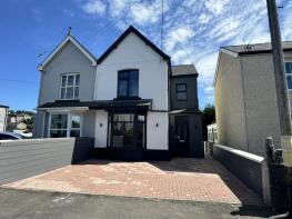 62a Maes-y-glyn, Glyn Road, Ammanford SA18 1ST
