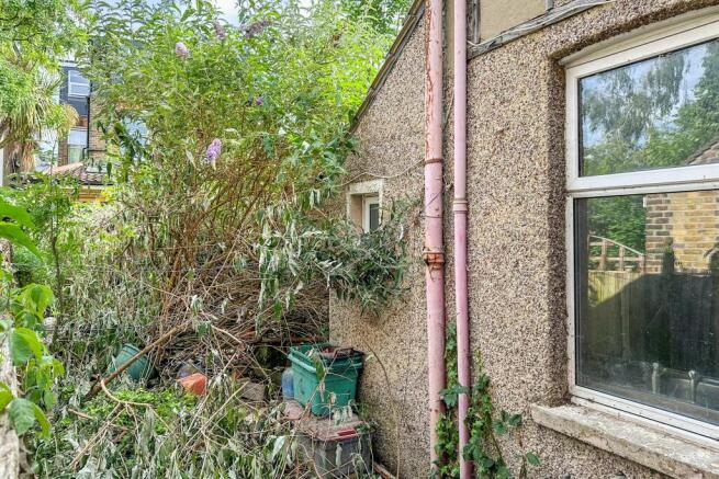 11 Somerset Road, Kingston Upon Thames KT1 3EA