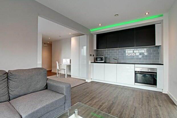 1 bed Apartment to rent Image 12