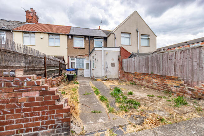 3 bed Terraced for sale Image 9