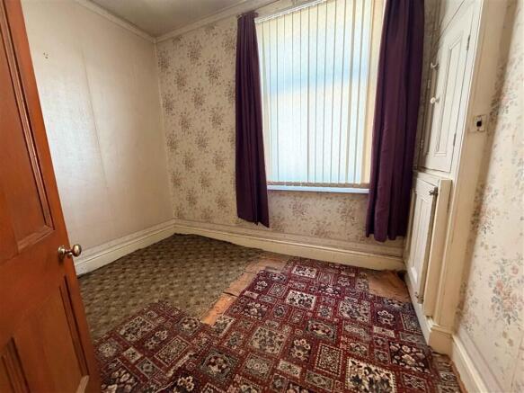 3 bed Terraced for sale Image 9