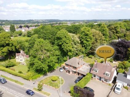 Oakley Hill, Wimborne, BH21 1QH