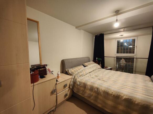 2 bed Flat to rent Image 9