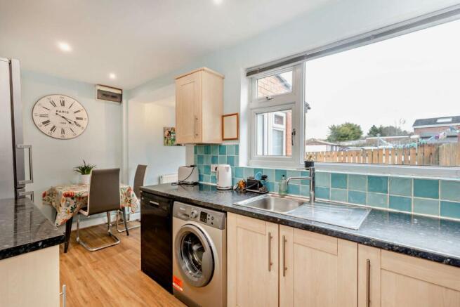8548048-interior14-800.jpg