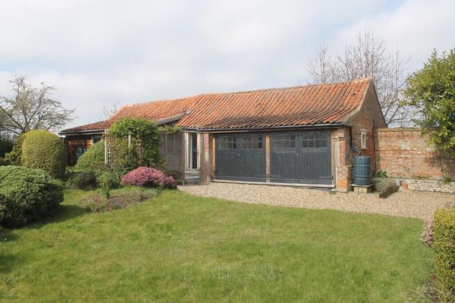 Letheringsett Road, Thornage photo 4