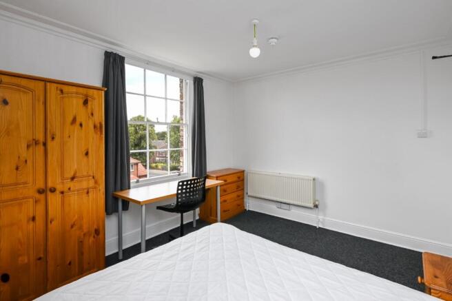 1 bed House Share to rent Image 3