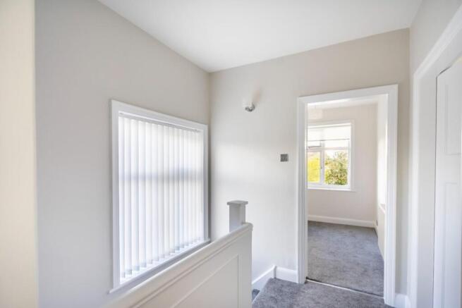 3 bed Semi-Detached for sale Image 10
