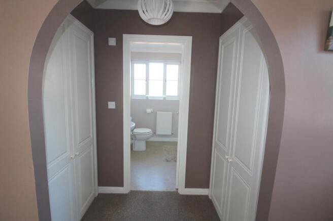 bed1a dressing area
