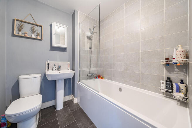 2 bed Semi-Detached for sale Image 11