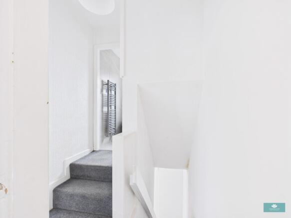 2 bed Terraced for sale Image 4
