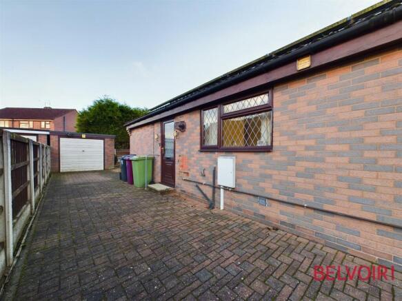 Garage & Parking