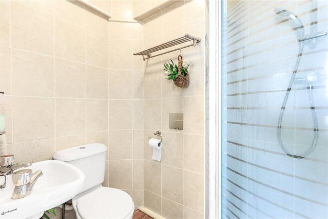 4 bed Semi-Detached for sale Image 5