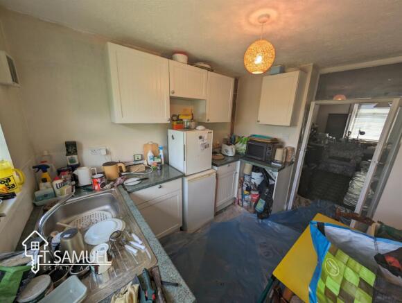 Kitchen 3