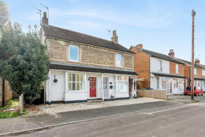 37, Chapel Grove, Addlestone KT15 1UG