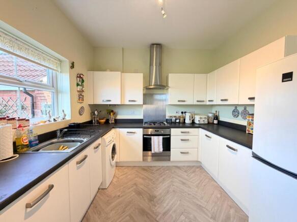 3 bed Detached Bungalow for sale Image 5