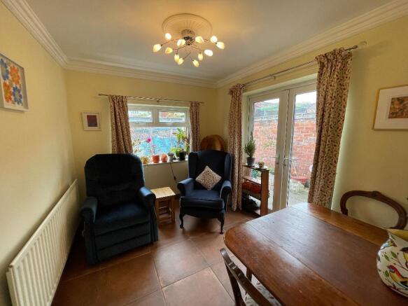 4 bed Terraced for sale Image 10