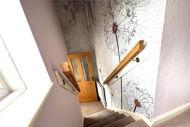 2 bed Apartment for sale Image 7