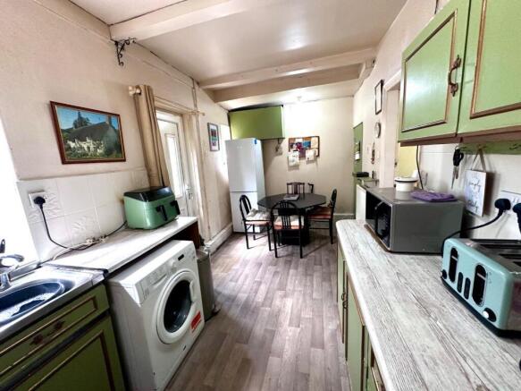3 bed Terraced for sale Image 7