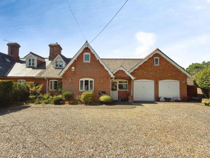 Cricket Hill, Finchampstead, Wokingham