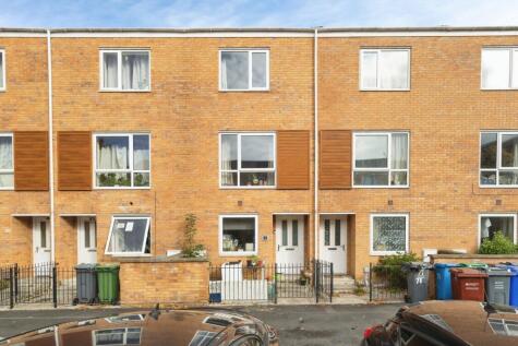 Greengage, Manchester, Greater Manchester, M13