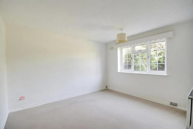 Bedroom 1.jpg
