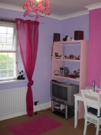 Bedroom 3 (2)