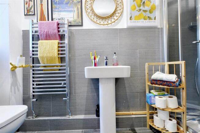 Shower Room.jpeg