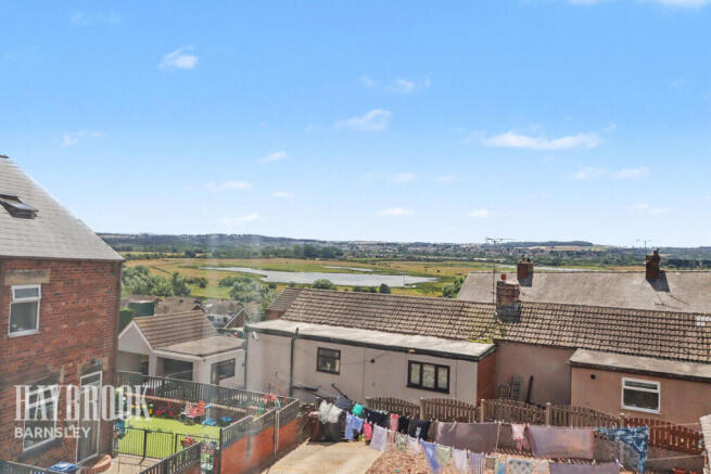 2 bed Semi-Detached for sale Image 11