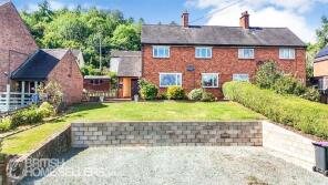 22, Bronwylfa, Llanymynech SY22 6HD