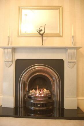 LOUNGE FIREPLACE
