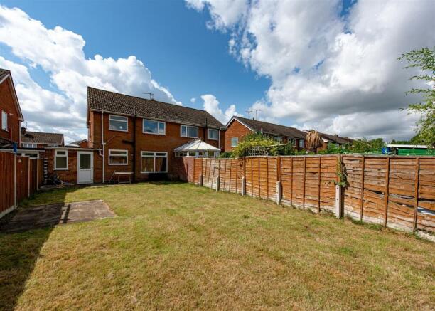 10 Lime Tree Gardens-rear1.jpg
