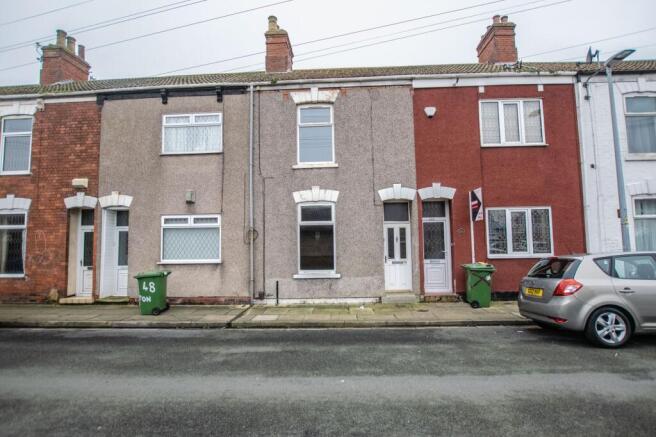 3-bed terraced on Grafton Street, Grimsby, DN32, £50,000
