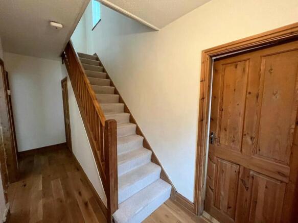 3 bed Semi-Detached for sale Image 9