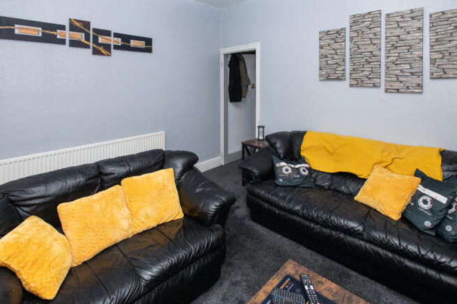 2 bed Terraced for sale Image 5