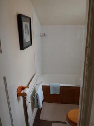 Photo 10