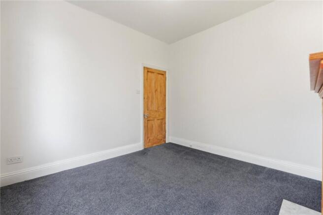 3 bed Terraced for sale Image 4