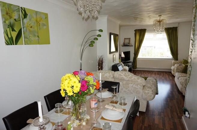 Lounge/Dining Room