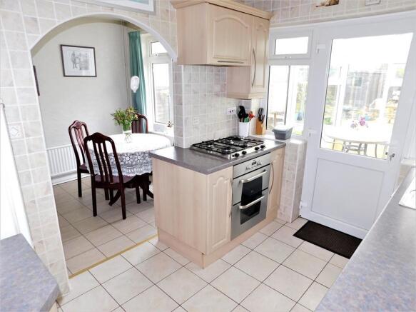 KITCHEN/DINER