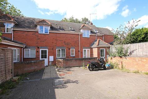 Derby Road, Abington